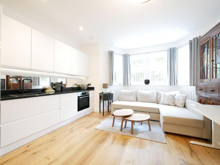 Newly Refurbished 2 Bed Apartment In Paddington London Ngoại thất bức ảnh